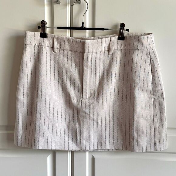 NWT Paige Celestial Pinstripes miniskirt Travertine color with stripes Size 8 - Picture 7 of 14